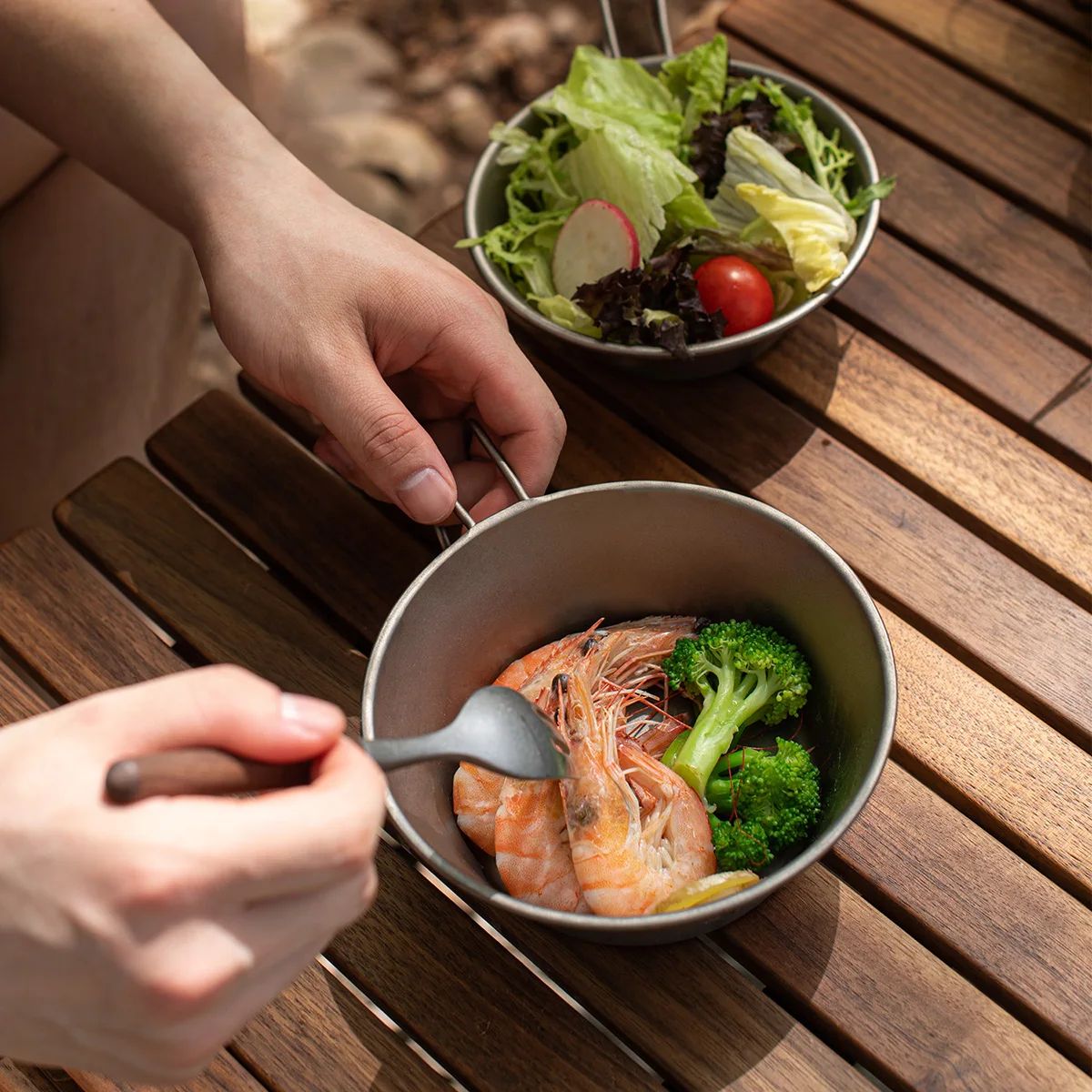 Naturehike-Outdoor-Camping-Titanium-Bowl-Can-be-hung-Picnic-Bowl-with-Handle-Tableware-300ml-450ml-NH21CJ010_result Миска титанова Naturehike NH21CJ010, 450 мл - Зображення 1